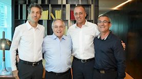בבקוב עם גבע והמבורגר ולוין, צילום: עמרי אמסלם